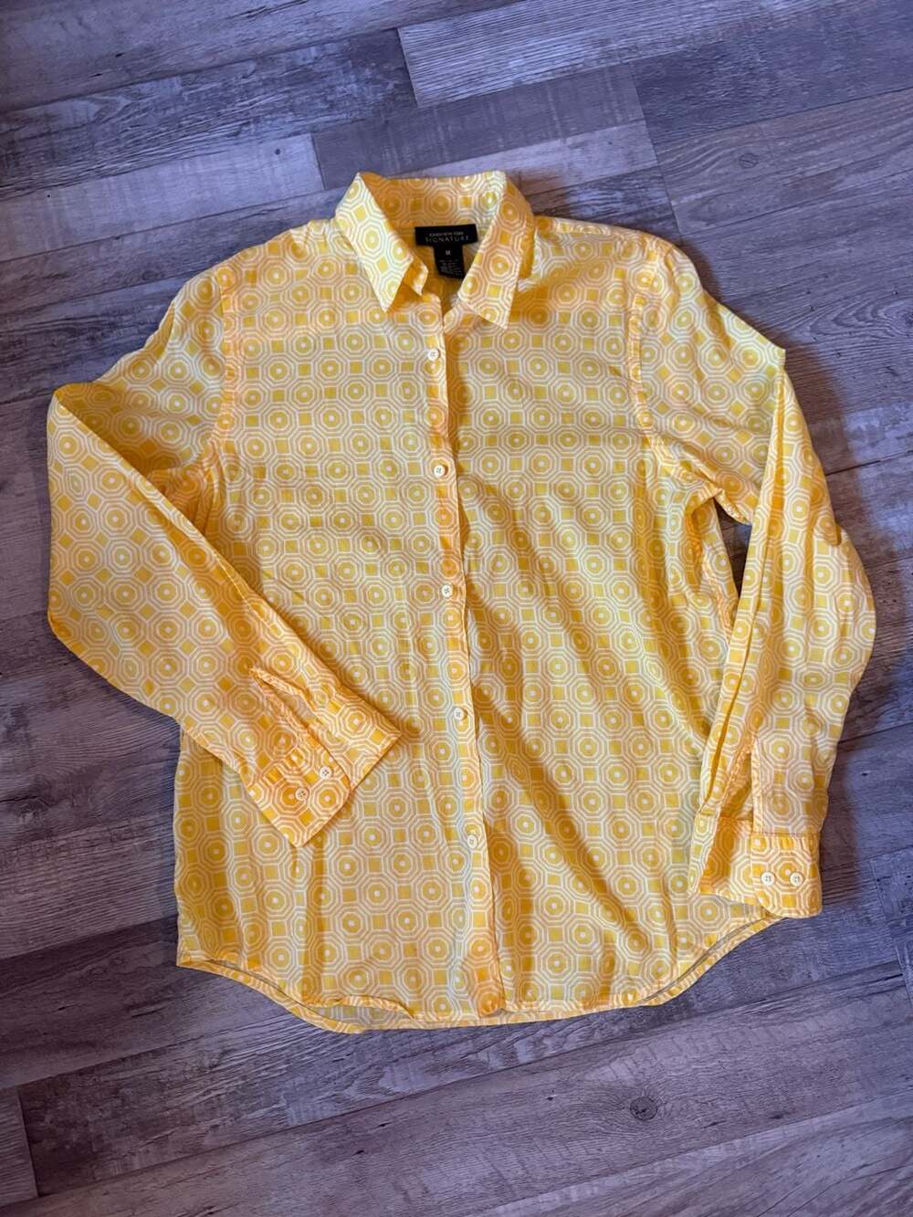 Jones New York Signature Yellow Geometric Print Long Sleeve Button Down Shirt Si